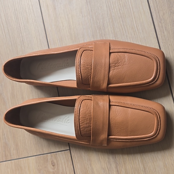 NWOT L'INTERVALLE Tan Leather Loafers Sz Eu 36 - Picture 2 of 8